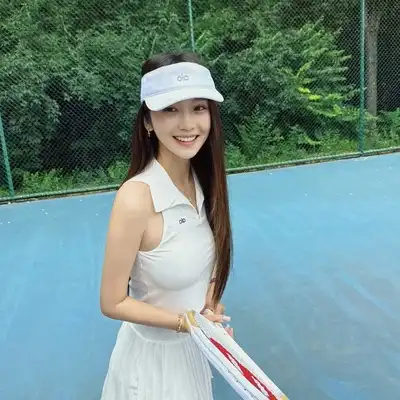 邓涵雅